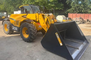 Телескопічний навантажувач JCB 542-70 AGRI 2022 р. 81 кВт 1849 м/г.
