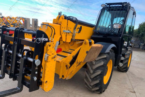 Телескопічний навантажувач JCB 535-125 2023 р. 55 кВт * Sway 1070 м/год.