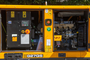 Дизельний генератор JCB G27QS 21,6/19,6 кВт