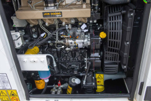 JCB G27QS 21,6/19,6 kW