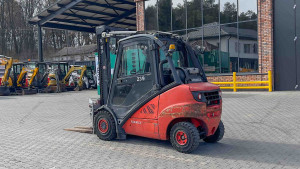 Вилочный погрузчик Linde H35T 2010 г. 11500 м/ч. №6439