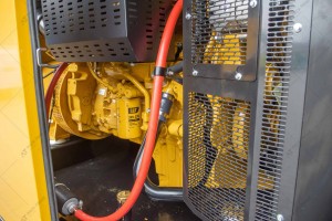 Дизельний генератор CAT DE550 440 кВт