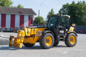 Телескопический погрузчик JCB 540-140 Hi-Viz 2017 г. 55 кВт. 5900 м/ч., №4776