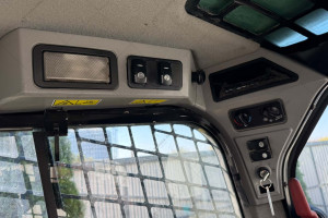 Мини фронтальный погрузчик Caterpillar 239D 2018 г. 50 кВт 2767 м/ч.
