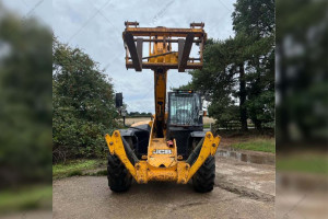 Телескопический погрузчик JCB 533-105 2011 г. 4150 м/ч. 