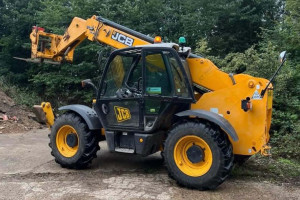 Телескопический погрузчик JCB 533-105 2011 г. 4150 м/ч. 