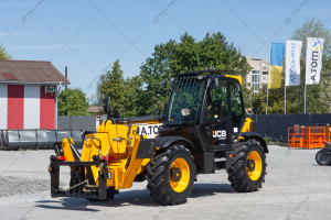 Телескопический погрузчик JCB 535-125 Hi-Viz 2019 г. 55 кВт. 833,4 м/ч., №4243