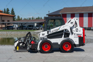 Міні навантажувач BOBCAT S590 2012 р. 48,5 кВт. 2665 м/г., High Flow № 3876 