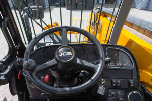 Телескопический погрузчик JCB 533-105 2023 г. 55 кВт,.* 701 м/ч. №6527