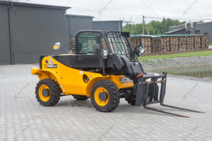 JCB 520-40 2017 y. 36,3 kW. 1690 m/h. №4491