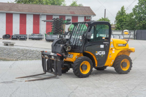 JCB 520-40 2017 y. 36,3 kW. 1690 m/h. №4491