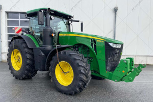 Трактор JOHN DEERE 8320R 2019 р. 320 к.c. 5440 м/год.