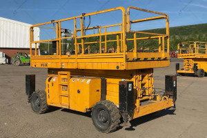 Самохідний ножичний підіймач Haulotte H15SDX 2014 р. 2036 м/год.