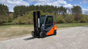 Вилочный погрузчик Toyota 02-8FGF25 2014 г. 38кВт. 4862 м/ч. №5889