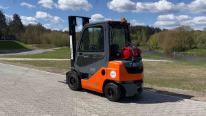 Вилочный погрузчик Toyota 02-8FGF25 2014 г. 38кВт. 4862 м/ч. №5889
