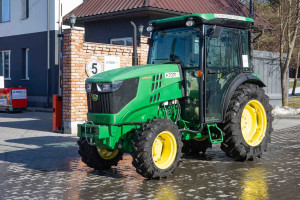 Трактор John Deere 5090 GN 2017 г. 90 л.с. 3482 м/г., №4049 
