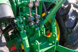 Трактор John Deere 5090 GN 2017 г. 90 л.с. 3505 м/ч №4049 