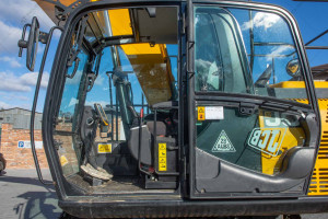 Гусеничный экскаватор JCB JS130 LC 2018 г. 81 кВт. 7817 м/ч., №4780