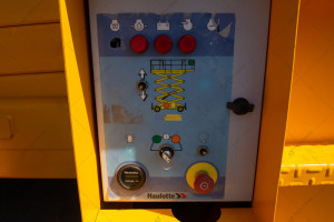 Подъемник Haulotte H18SX  2008 г. 24 кВт. 2389 м/ч., №4800