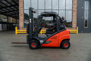 Вилочный погрузчик Linde H25T-02 2020 г. 10648,4 м/ч., № 5833