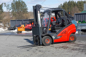 Вилковий навантажувач Linde H25T-02 2020 р. 10651 м/г., № 5833