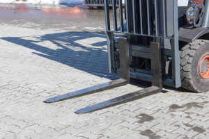 Вилочный погрузчик Linde H25T-02 2020 г. 10653 м/ч., № 5833