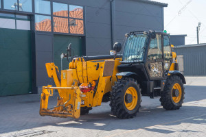 Телескопический погрузчик JCB 540-170 2019 г. 55 кВт. 1057 м/ч., №4377