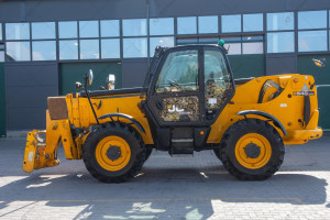 Телескопический погрузчик JCB 540-170 2019 г. 55 кВт. 1057 м/ч., №4377