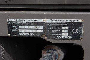 Мини экскаватор Volvo EC15D 2017 г. 12 кВт. 1578,6 м/ч., № 3799 L