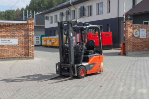 Вилочный погрузчик Linde E15-02 2018 г. 3563 м/ч. №6750