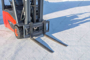 Вилочный погрузчик Linde E16-02 2017 г. 5038 м/ч. № 5521