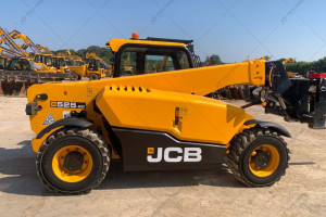 Навантажувач JCB 525-60 2024 р. 54,5 кВт 1286 м/год.