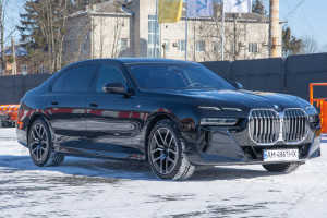 BMW 7 SERIES G70 2024 р., 10 000 пробіг, км АМ 48-61 НХ