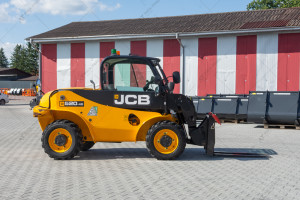 Погрузчик JCB 520-40 2023 г. 18,4 кВт Дж 387 м/ч. № 5440
