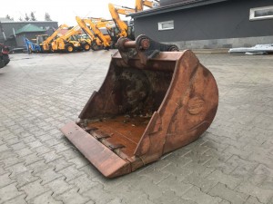 Excavator bucket 1,2 m (230)
