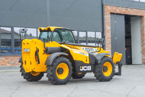 Телескопический погрузчик JCB 533-105 2015 г. 55 кВт. 7399 м/ч., №4211 L