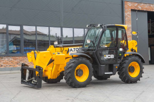 Телескопический погрузчик JCB 533-105 2015 г. 55 кВт. 7399 м/ч., №4211 L