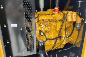 CAT DE200E0 160/144 kW 