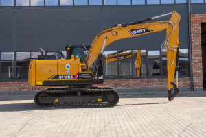 Гусеничный экскаватор Sany SY135C 2022 г. 6,46 м/ч. № 5489 Гусеничный экскаватор Sany SY135C 2022 г. 6,46 м/ч. № 5489