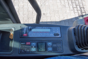 Гусеничный экскаватор Sany SY135C 2022 г. 6,46 м/ч. № 5489 Гусеничный экскаватор Sany SY135C 2022 г. 6,46 м/ч. № 5489