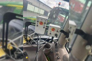 Трактор John Deere 6R250 2019 г. 5629 м/год. Трактор John Deere 6R250 2019 г. 5629 м/год.