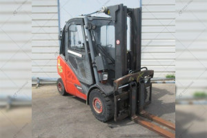 Вилочный погрузчик Linde H30T-02 EVO 2013 г. 5844 ч/ч.