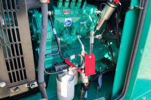 Дизельный генератор Cummins C33D5e 26/24 кВт