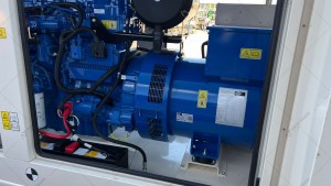 Дизельний генератор FG Wilson Р330-5 264 кВт закритого типу №3860 L (Зарядка, підігрів) 