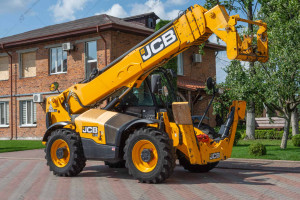 Телескопический погрузчик JCB 540-170 2018 г. 55 кВт. 1629 м/ч., №4382