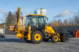 JCB 3CX 2023 y. 81 kW 594 m/h., №5044 B