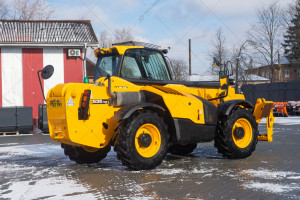 JCB 535-125 Hi-Viz  2017 y. 55 kW, * , Sway, 3922 m/h., №5120 B