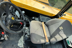 Телескопический погрузчик JCB 531-70 2017 г. 55 кВт 2400 м/ч.