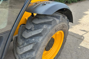 Телескопический погрузчик JCB 531-70 2017 г. 55 кВт 2400 м/ч.