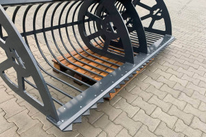 Bucket for cleaning water channels - А.ТОМ 2500